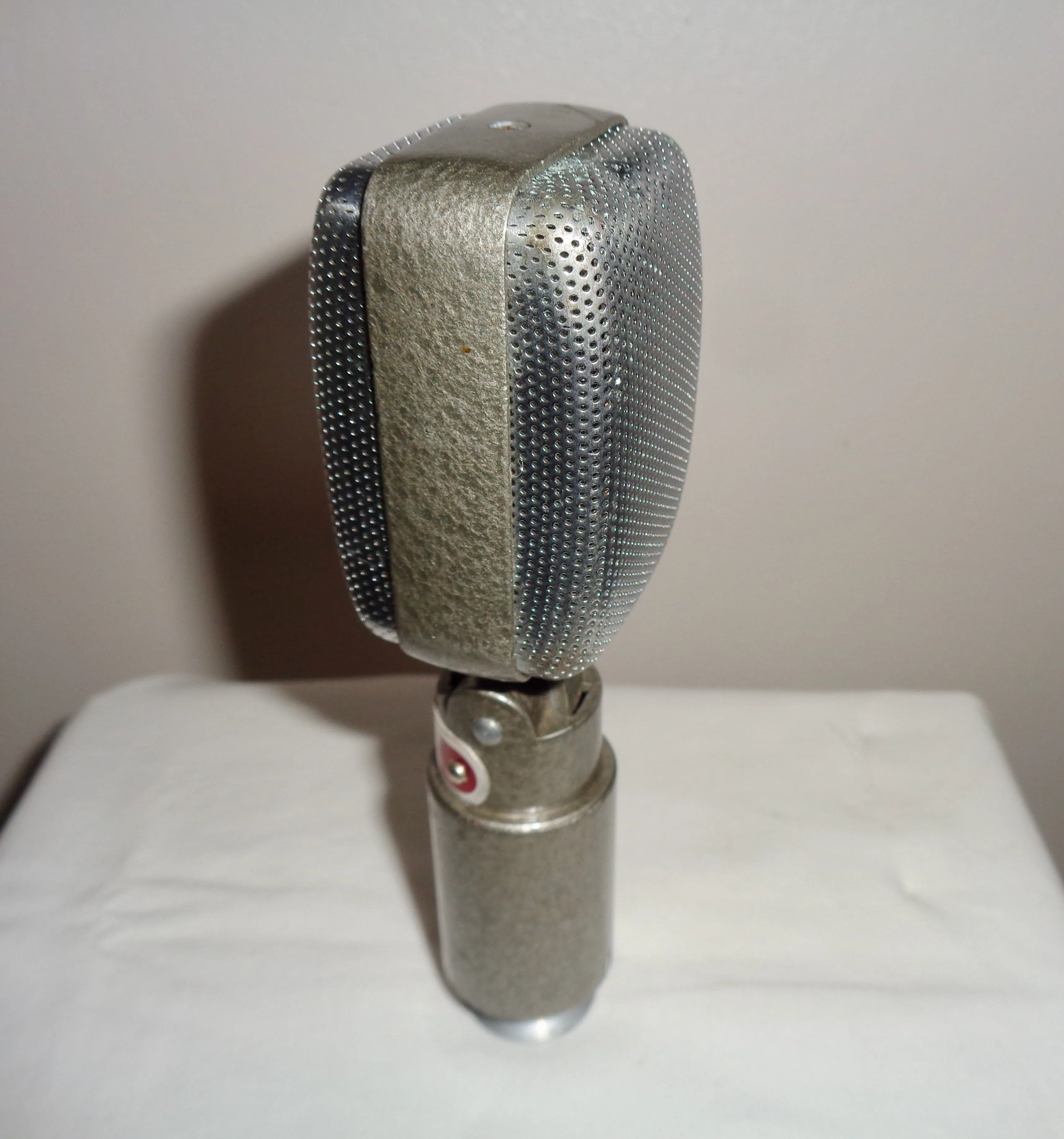 1960s Reslo RBT/L Directional Ribbon Microphone 30-50 Ohm