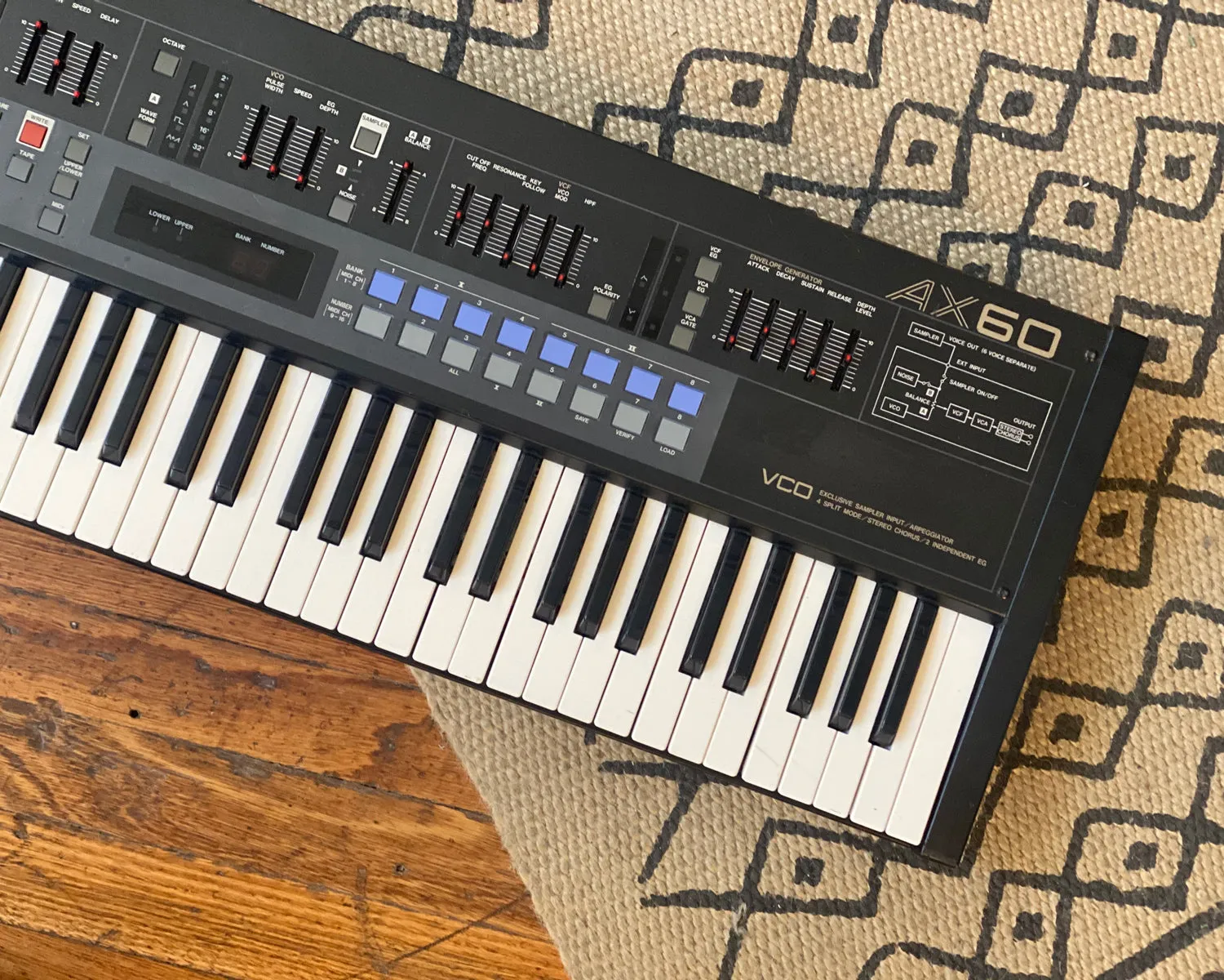 '86 Akai Professional AX60 🇯🇵