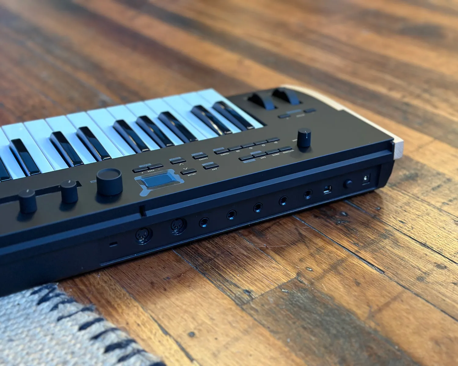 KORG Keystage 61 Note Controller Keyboard